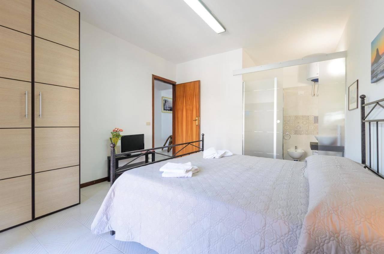 Marina D'Agro Residence 산타 테레사 디 리바 외부 사진