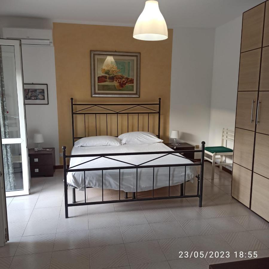 Marina D'Agro Residence 산타 테레사 디 리바 외부 사진